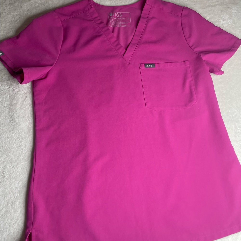 Figs Scrub Set Vivid Pink V-Neck Scrub  Small